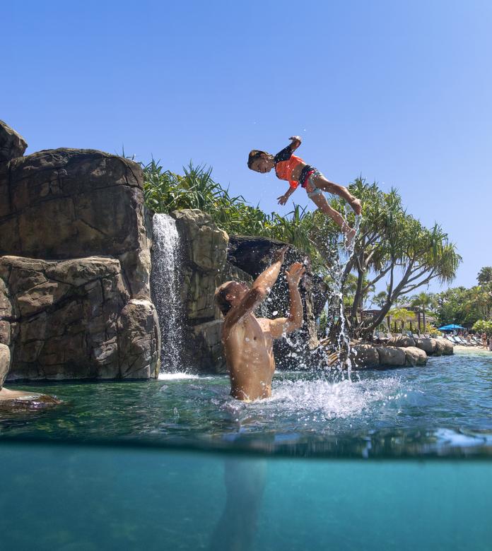  JW Marriott Gold Coast Resort & Spa
